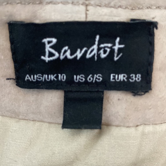 Tan suede mini skirt with snaps - Picture 7 of 8